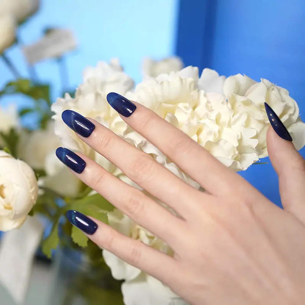 Dark blue cateye
