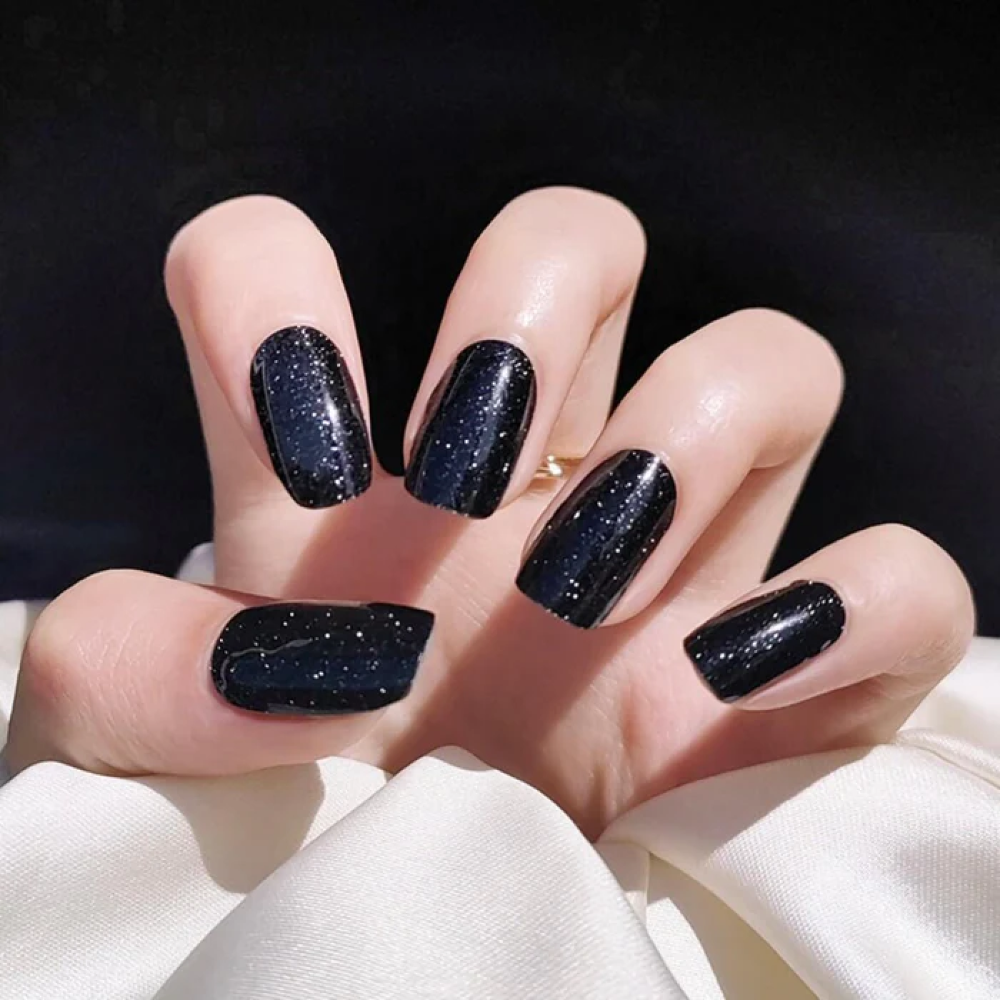 Shimmering black